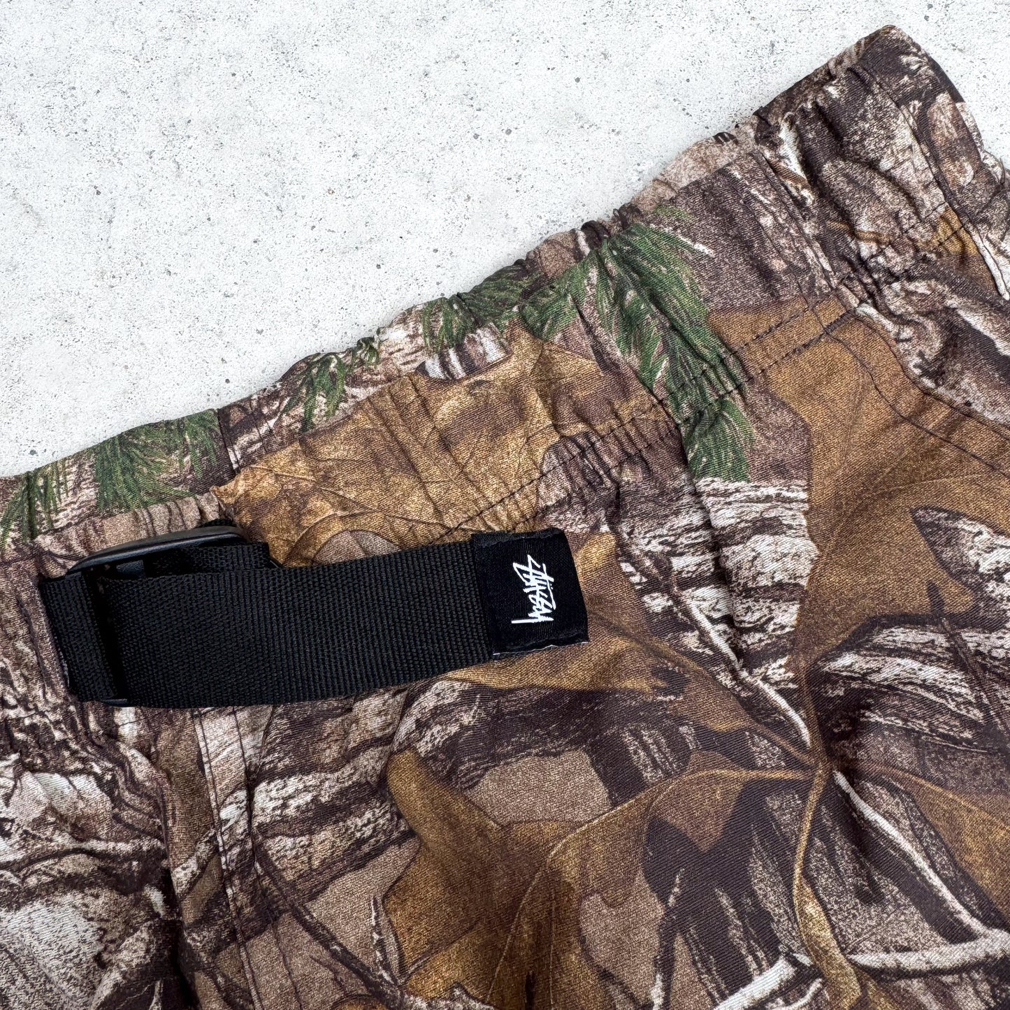 Stüssy realtree bukser (XS)