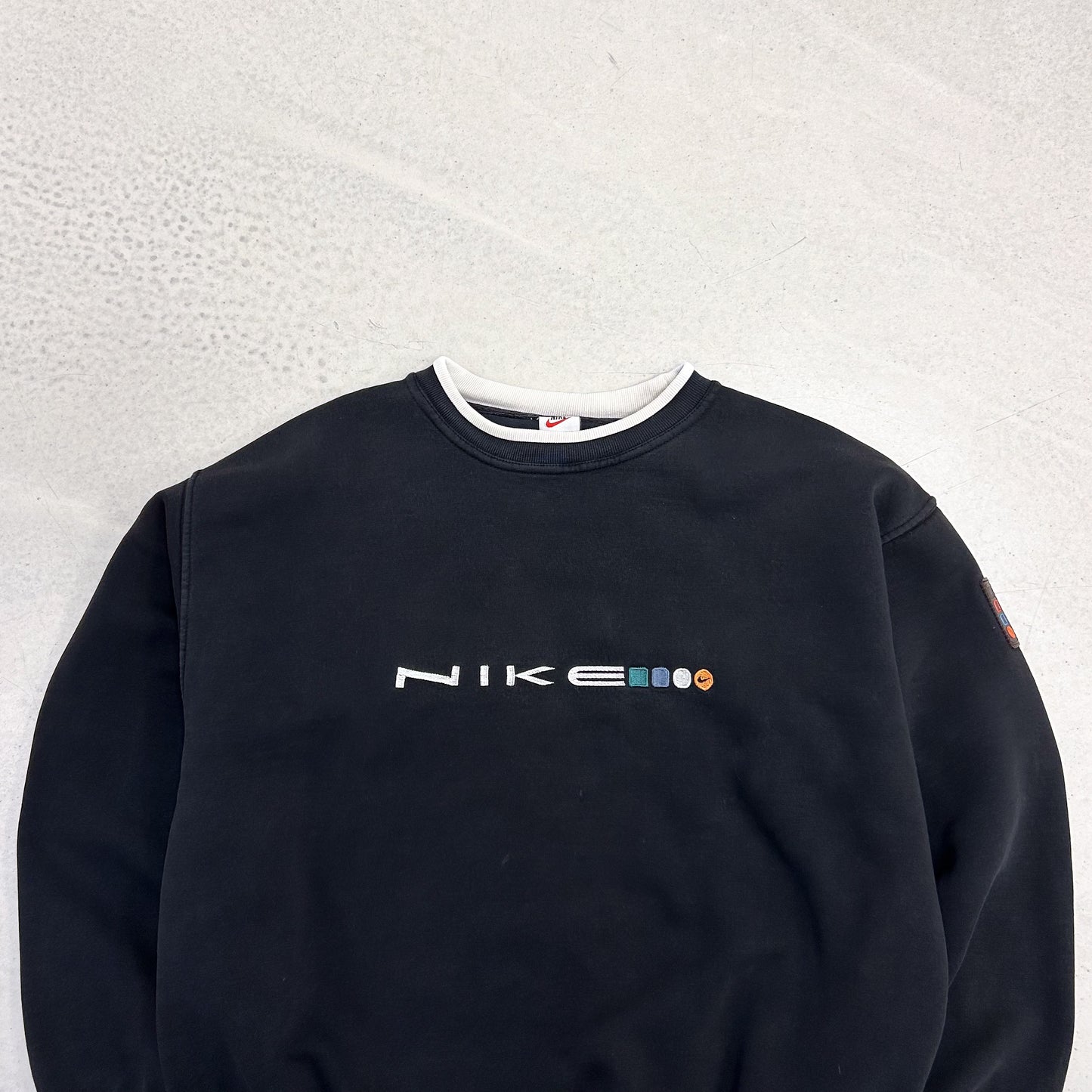 Nike heavyweight sweatshirt (S)