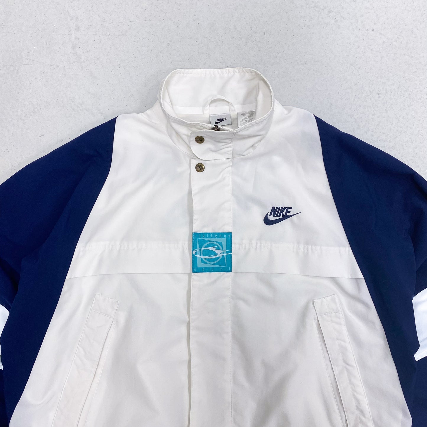 Nike lightweight jakke (M)