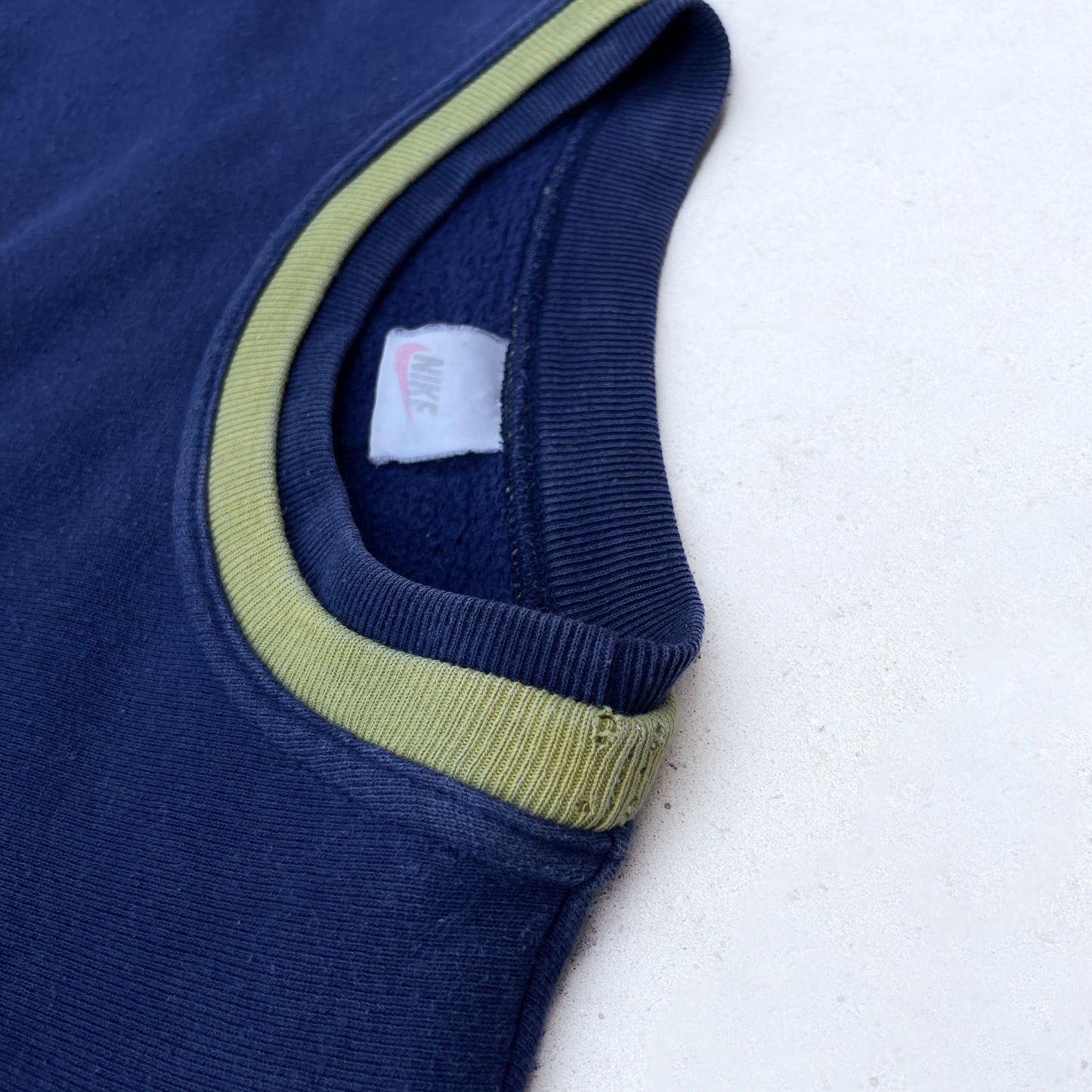 Nike heavyweight navy sweatshirt (L)